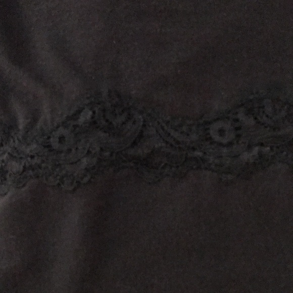 Charter Club black robe with satin and lace detailing. - Picture 3 of 4